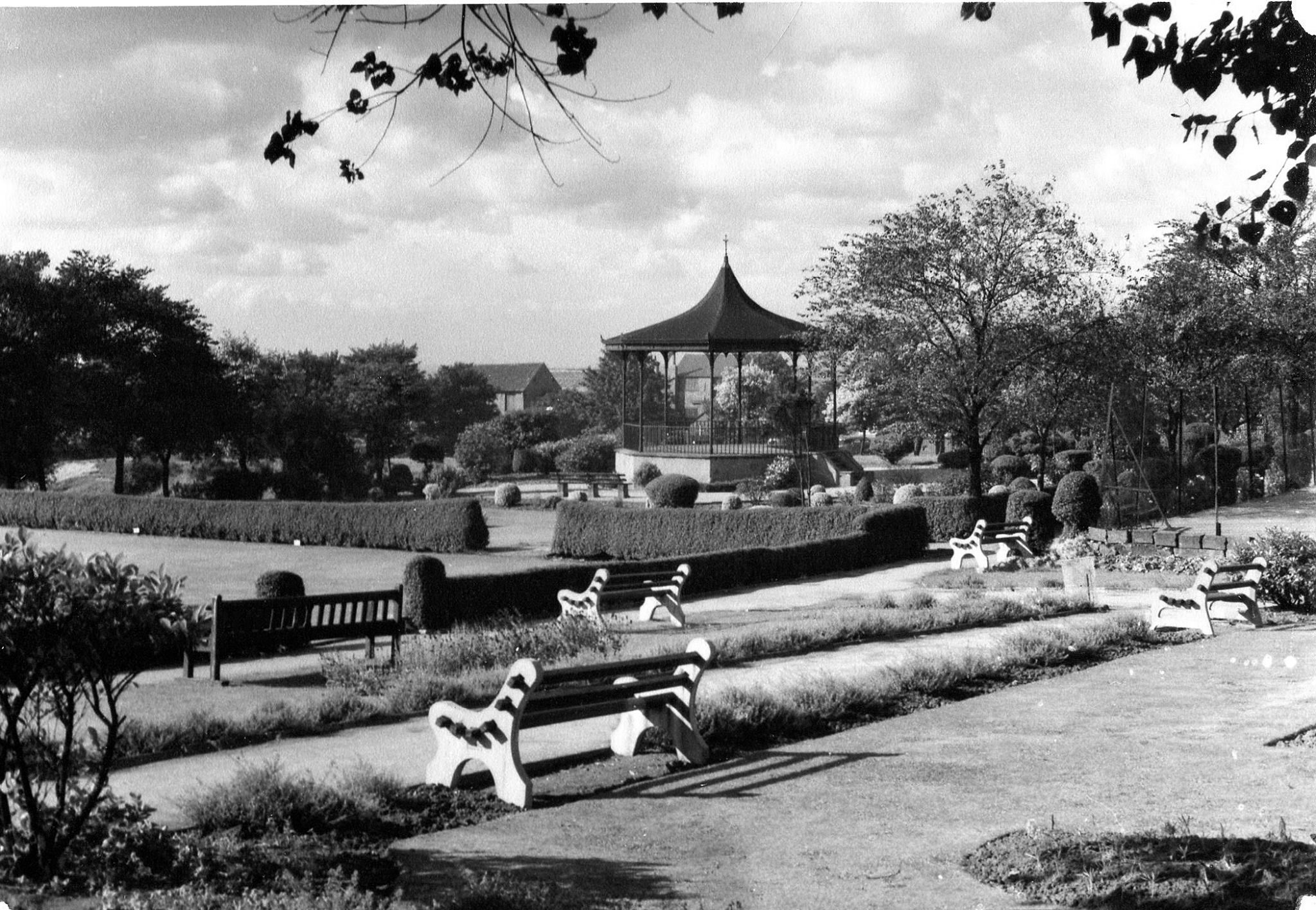 Park Bandstand, Sutton Road, Huthwaite